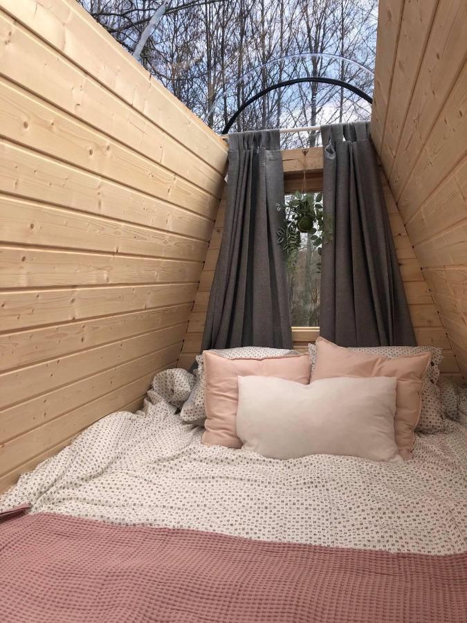Niiralan Tila : Starlite Cabin Laitila Eksteriør bilde