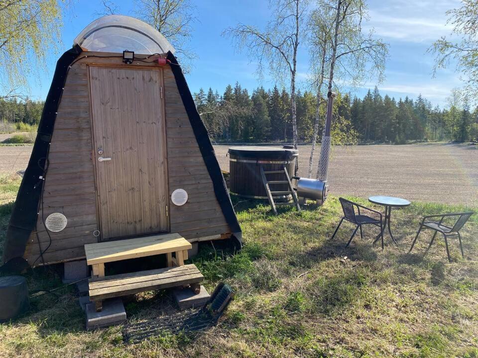 Niiralan Tila : Starlite Cabin Laitila Eksteriør bilde